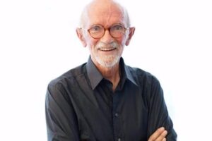 Franco Berrino: «Per dimagrire non servono diete, ma solo 4 semplici consigli. Questi»